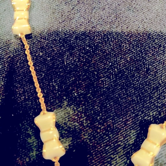 Kate ♠️Spade bow necklace - Picture 2 of 3